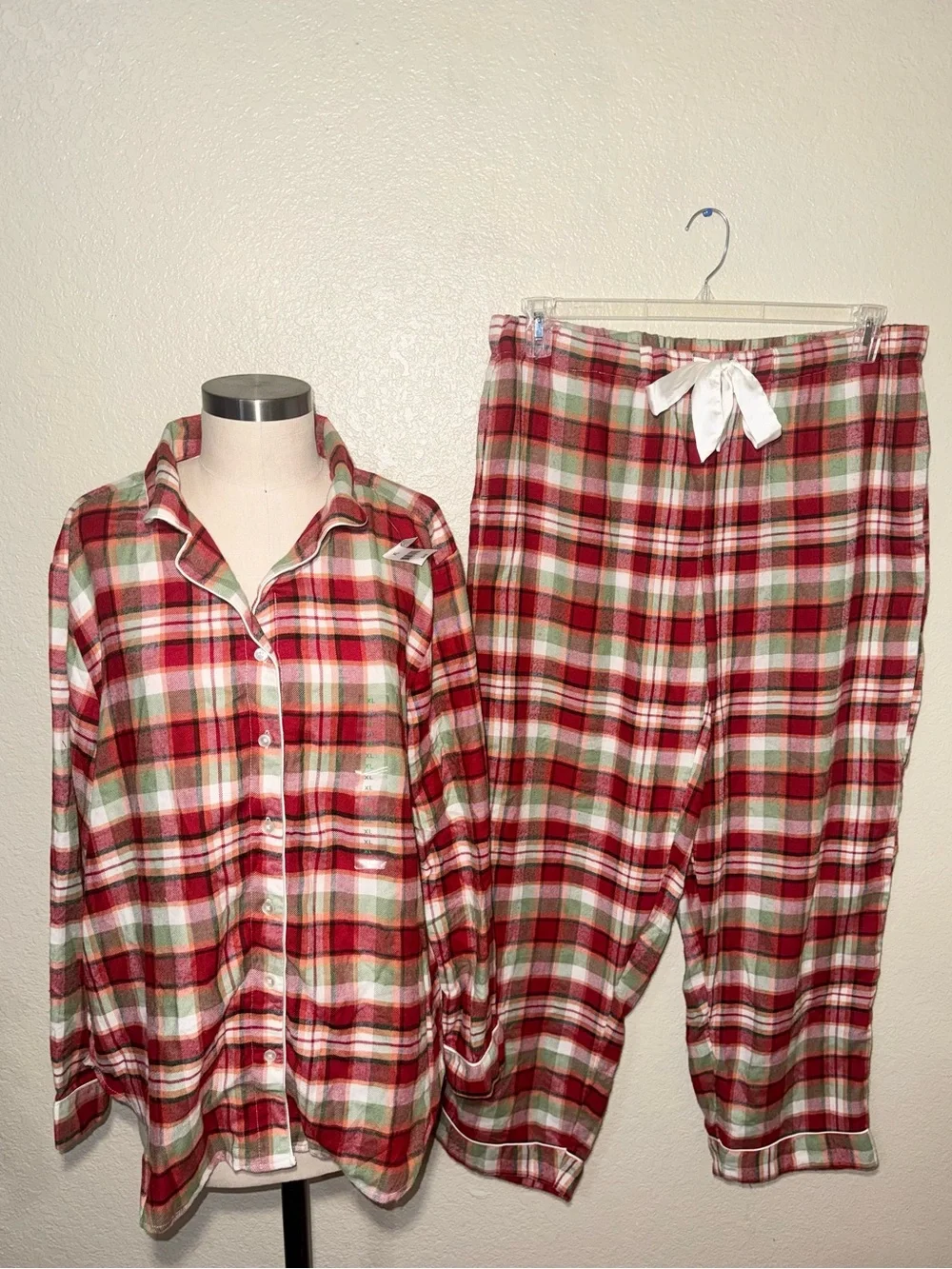 DIP Sleepwear XL Plaid Pajama Set Christmas Flannel Lounge NWT